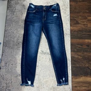 KanCan Dark Skinny Jeans. Size 11/29